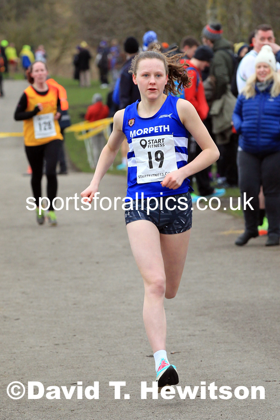 Senior women and veteran women and men over-50s NECAA Road Relay Champs., Hetton Lyons Park, Hetton le Hole, County Durham. Photo: David T. Hewitson/Sports for All Pics